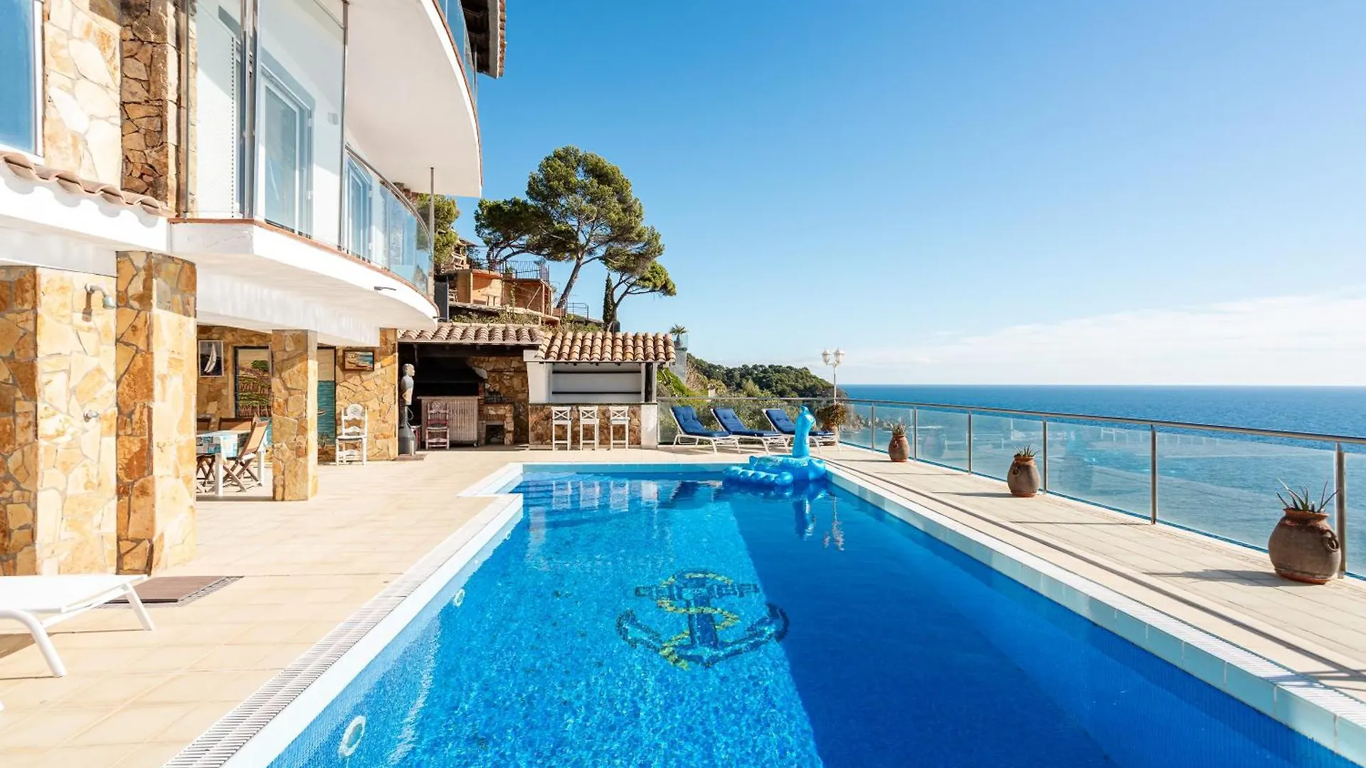Bergantin 6 Rooms Lloret de Mar Villa