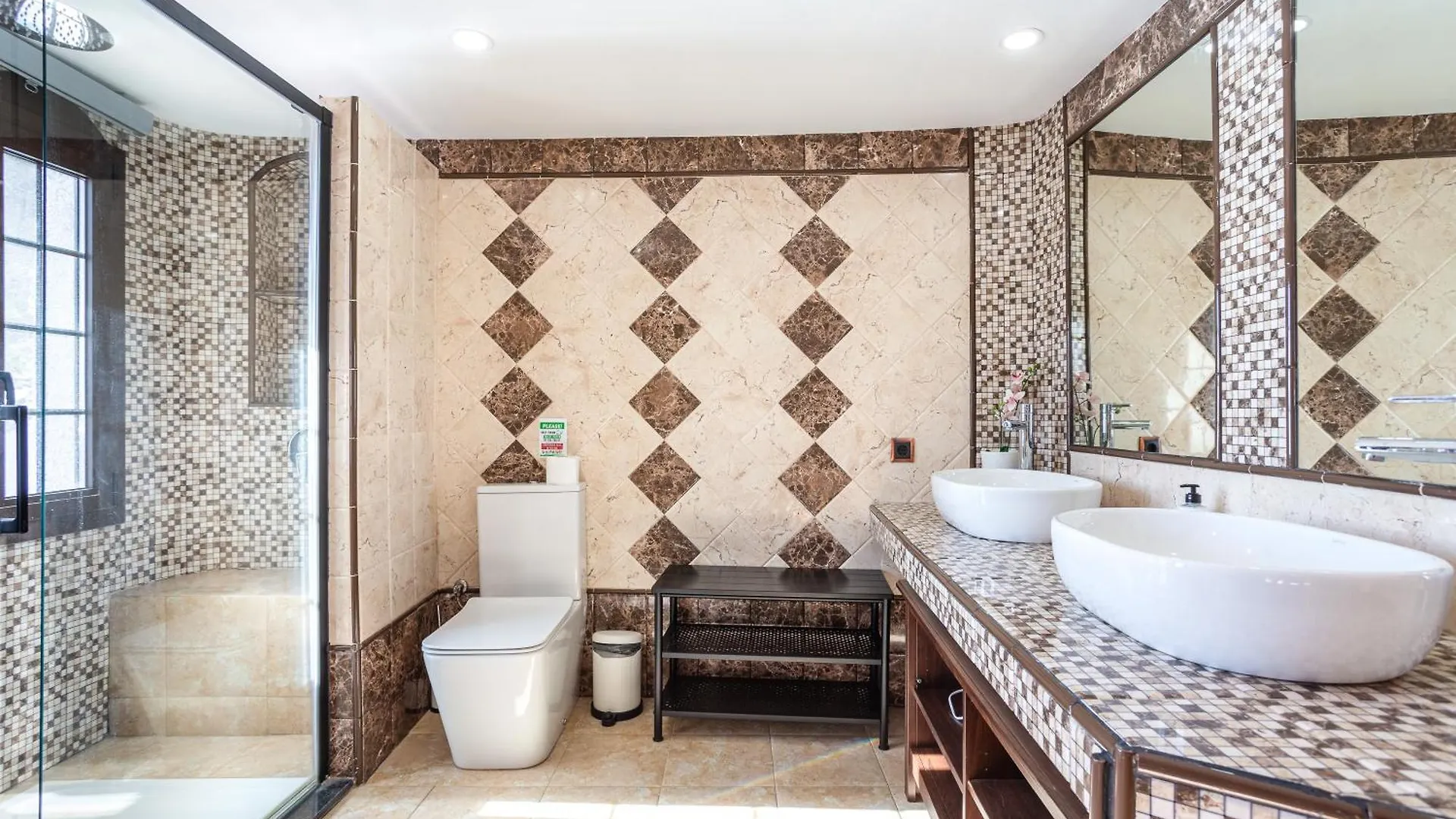 Vila Bergantin 6 Rooms Lloret de Mar